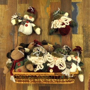 PLUSH SNOWMAN & SANTA CLAUS IN BASKET - MODEL 3 (12 pcs)