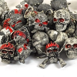 SKULL KEYCHAINS (24 pcs)