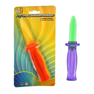 Trick Knife / Retractable Joke Knife on Card (24 pcs)